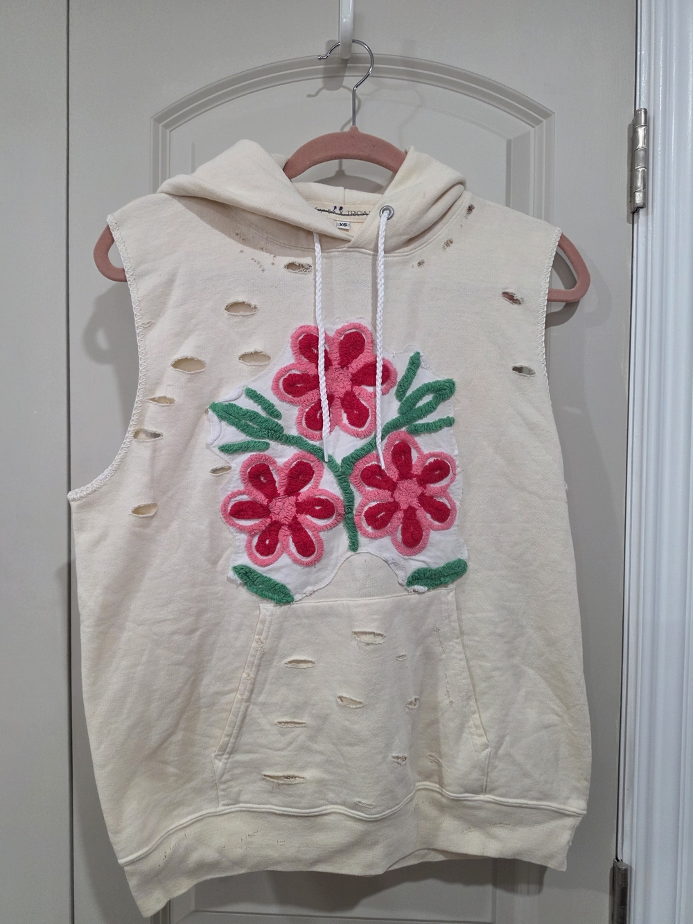 Free People x Tricia Fix Tufted Flower Cutoff Hoodie Xs NWT